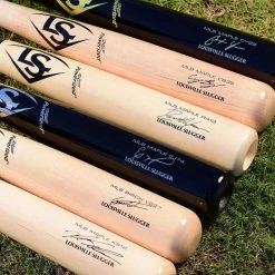 Baseball Bats Louisville Slugger MLB Prime Signature Series CY22 Christian Yelich Game Model Wood Baseball Bat: WBL2435010
